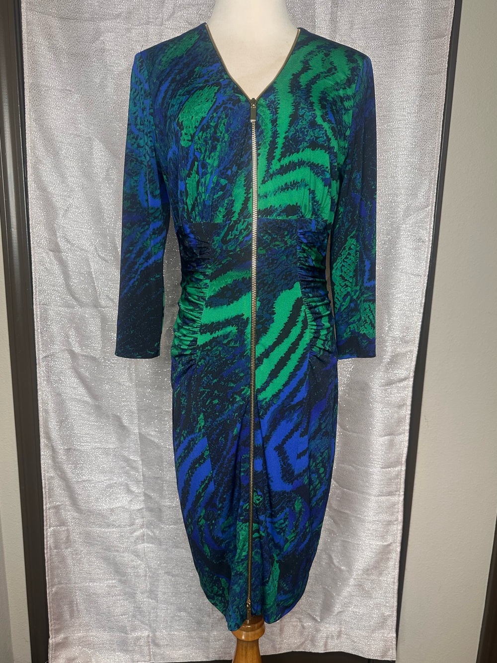 NWOT. CACHE | Green & Blue Printed Zip Front Dress